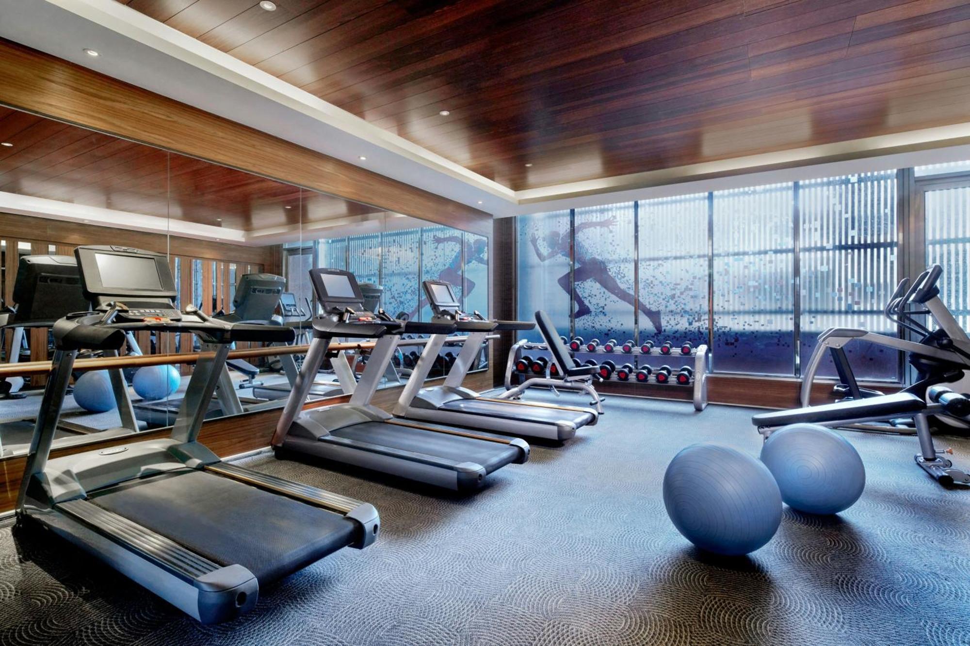Sheraton Taitung Hotel Exteriér fotografie The gym at the hotel