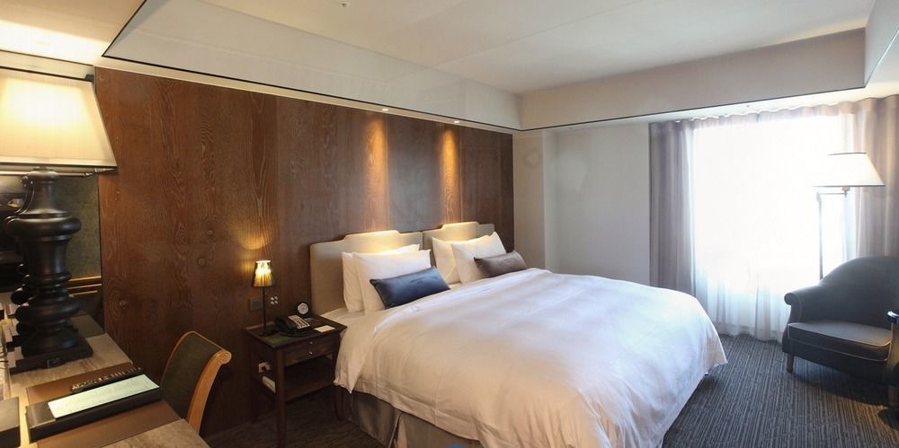Sheraton Taitung Hotel Exteriér fotografie A bedroom at the hotel