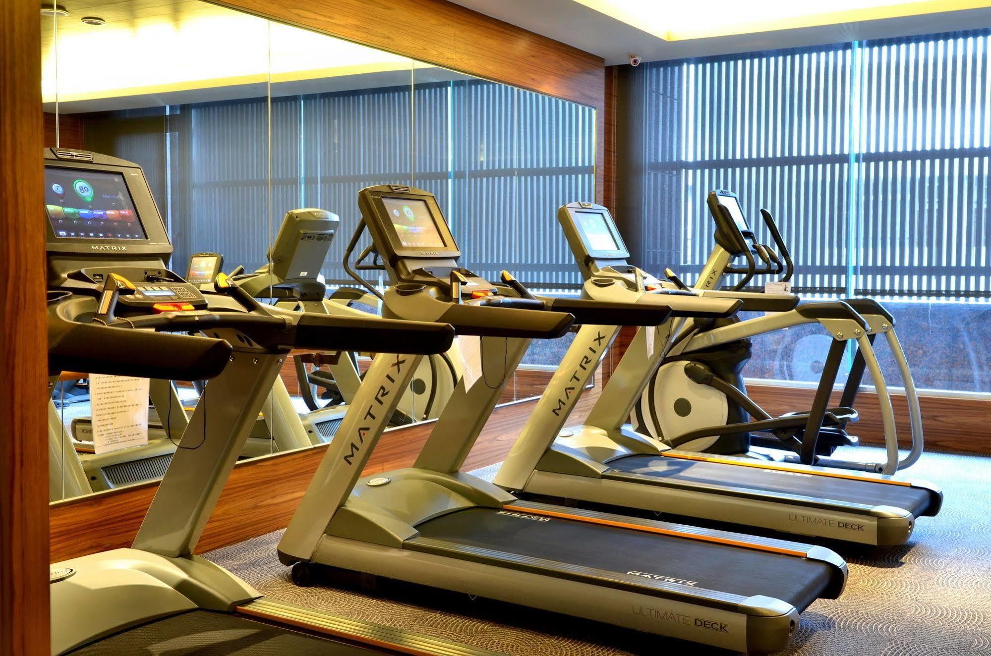 Sheraton Taitung Hotel Exteriér fotografie A treadmill